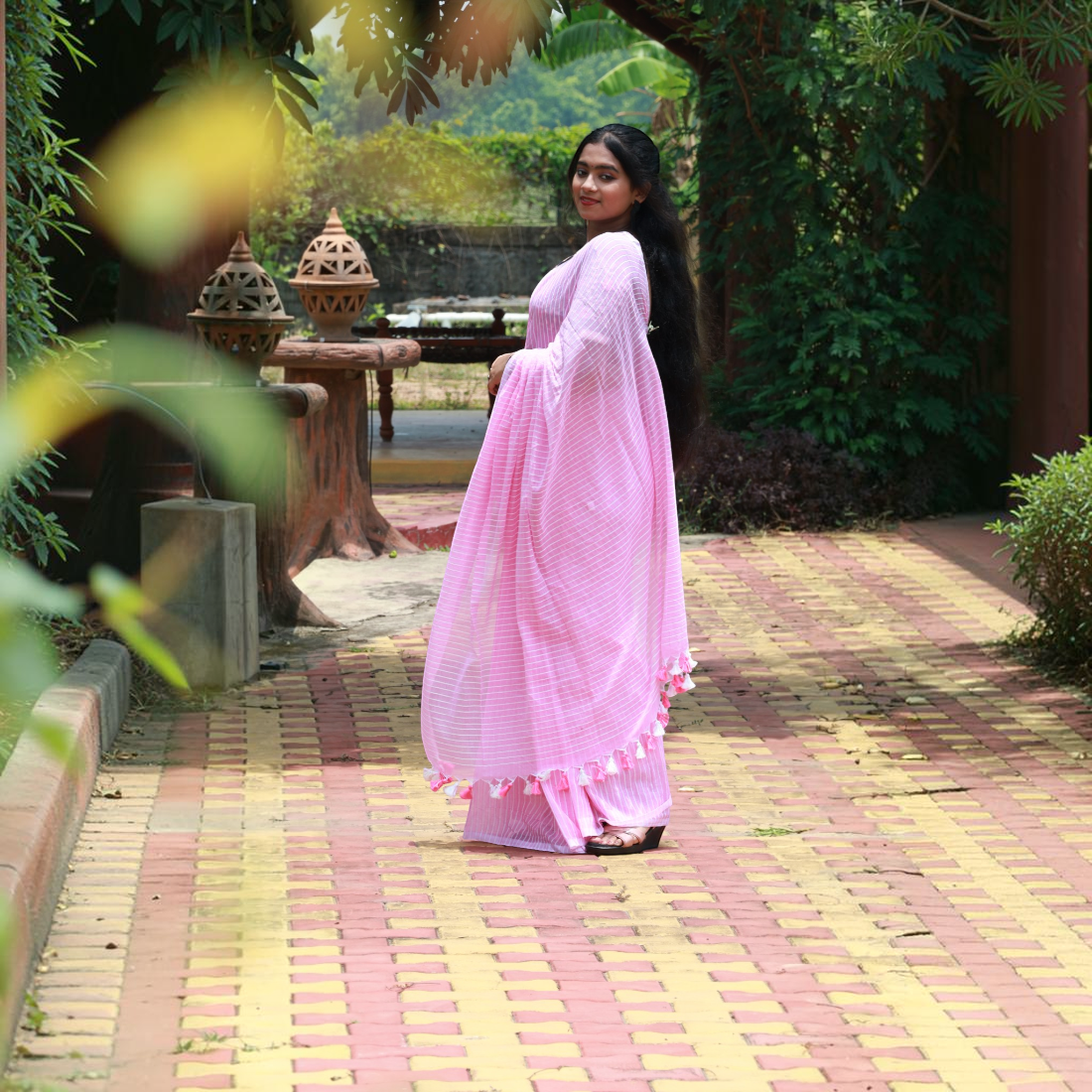 rittika Grace Pure Molmol Cotton Saree - Handcrafted Indian Art (View 2) | Art Angan