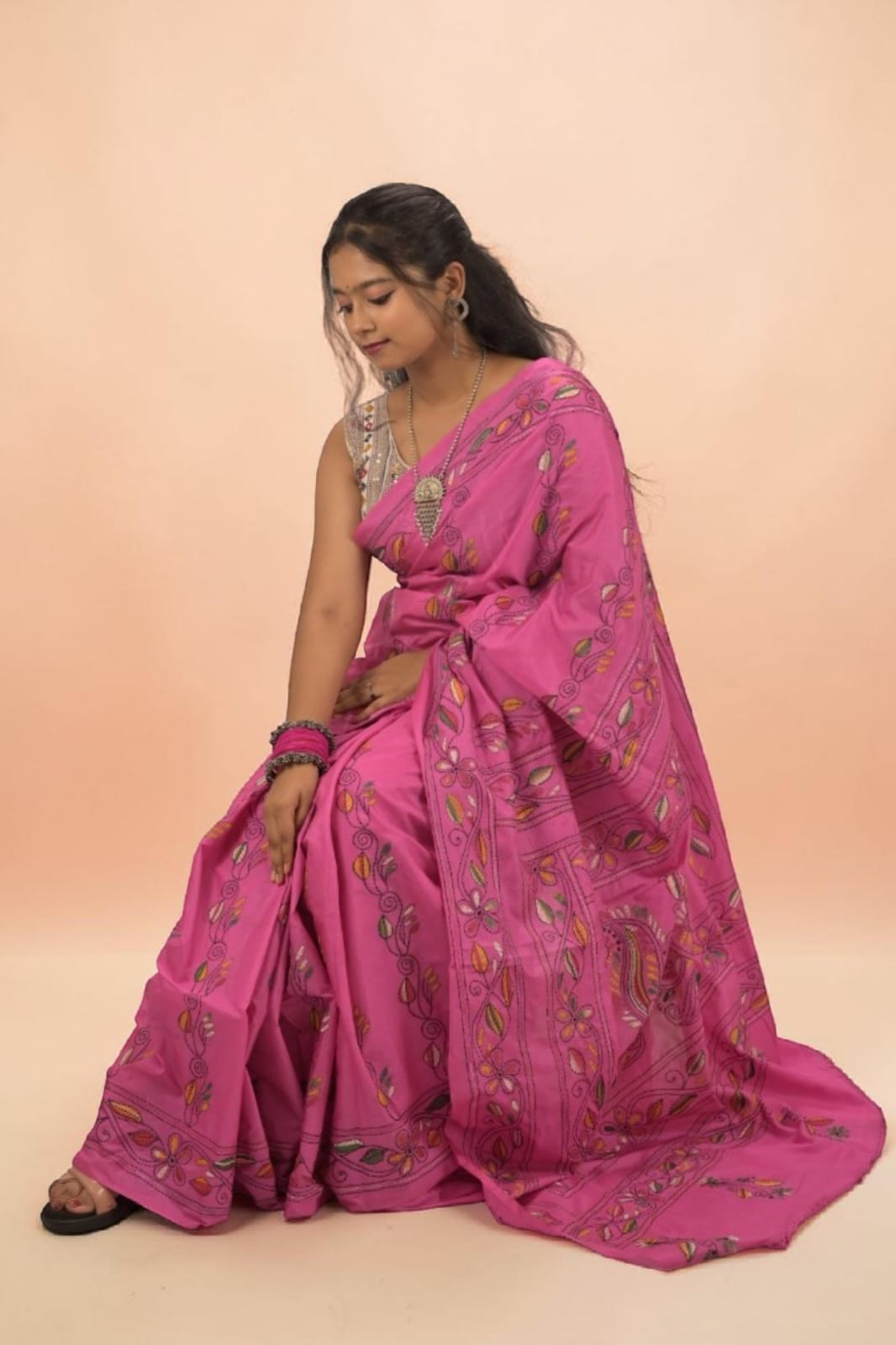 Roshika Bloom Katha Stitch Bangalore Silk Saree - Handcrafted Indian Art (View 7) | Art Angan